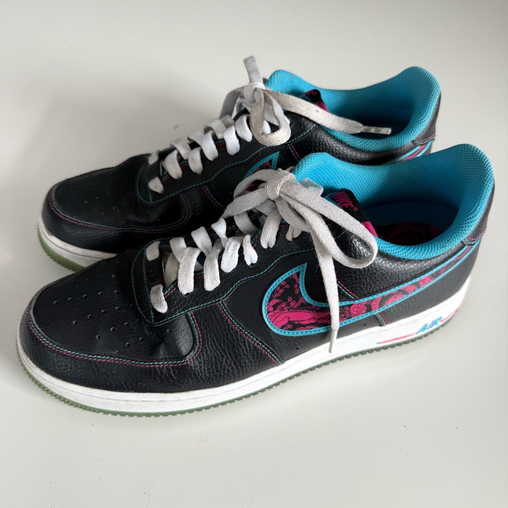 Nike Air Force 1 '07 LV8 'Miami Nights' sneakers in black leather